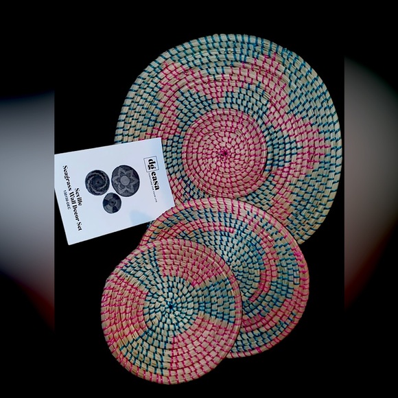 Seville Fabric Abstract Wall Decor by Dakota Fields. New in box - Picture 2 of 9